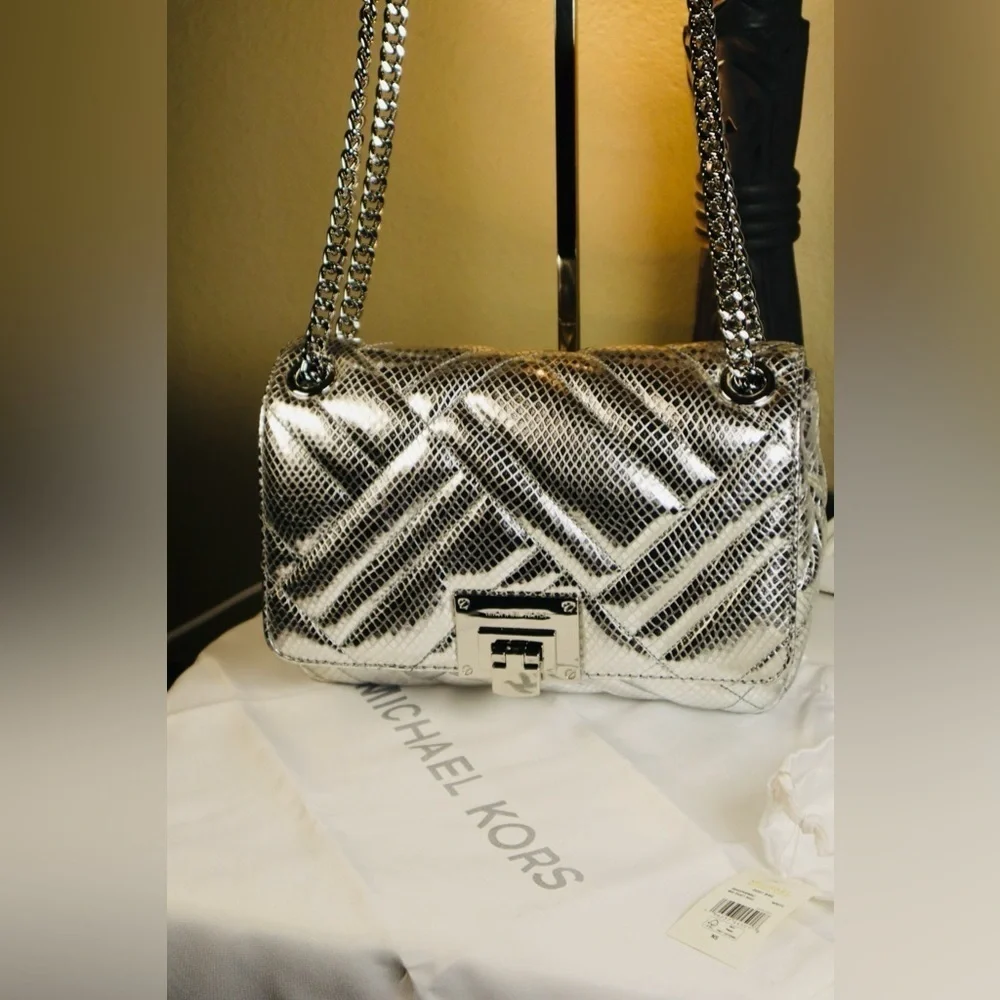 “HOST PICK” MICHAEL KORS Metallic Silver Quilted Leather with a Chain Strap